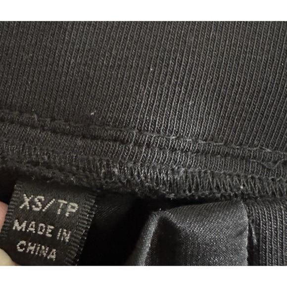 ATM Anthony Thomas Melillo 100% Silk Jogger Pants Sz‎ XS Black $275 Neutral City - Picture 4 of 10